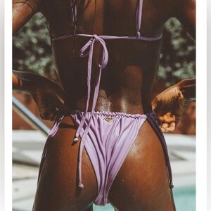 💜💜SOAH SWIMWEAR NEW WITH TAGS Juliet Lilac Bikini Bottom Size Large